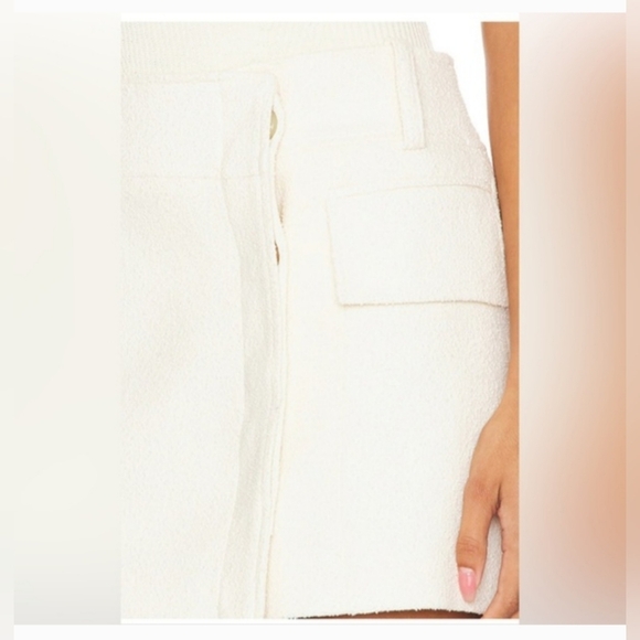A.L.C. Cream Mini Skirt Women's Size 6 - Picture 5 of 11